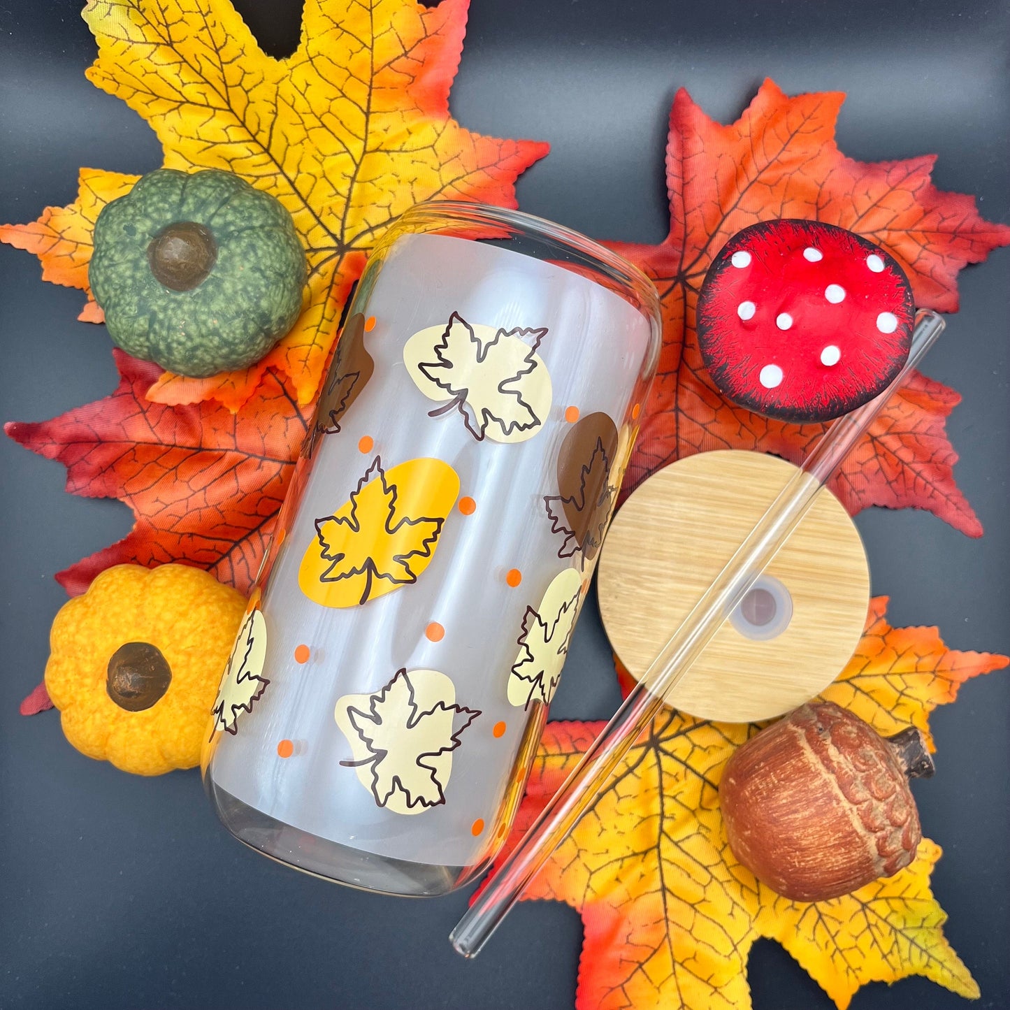 Autumn Glass Tumbler | Herbstliches Trinkglas | Glas mit Bambusdeckel und Strohhalm