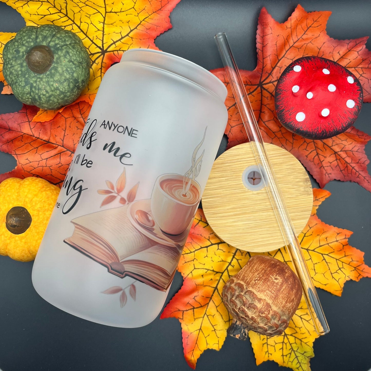 Bookish Glass Tumbler | Buchzitat Trinkglas | Gefäß mit Bambusdeckel und Strohhalm