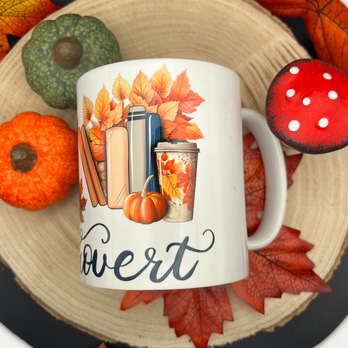 Booktrovert Mug | cozy autumn bookish mug | Herbstliche Tasse | Buchige Tasse