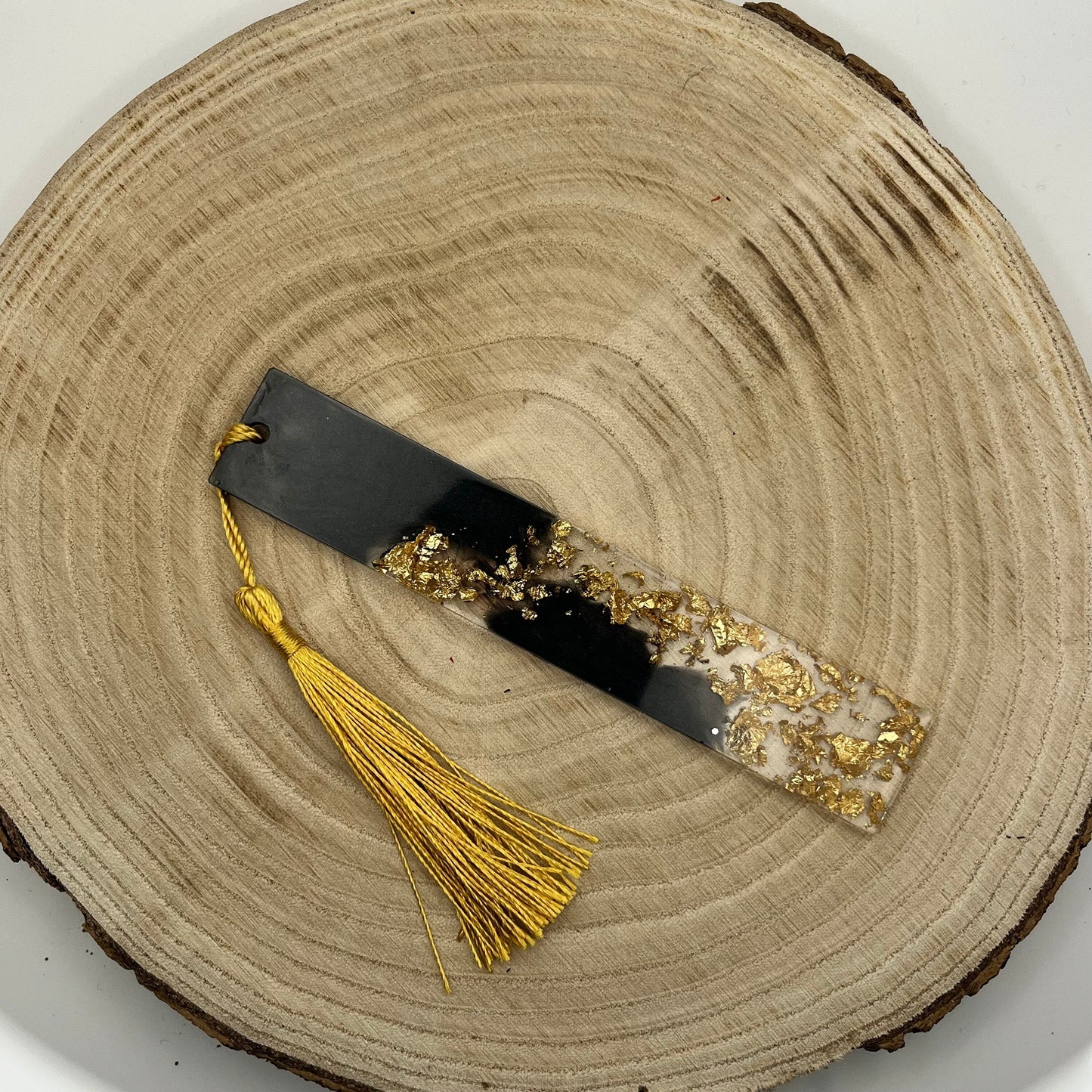 Lesezeichen Resin | Personalisierbares Lesezeichen | schwarz-goldenes Lesezeichen
