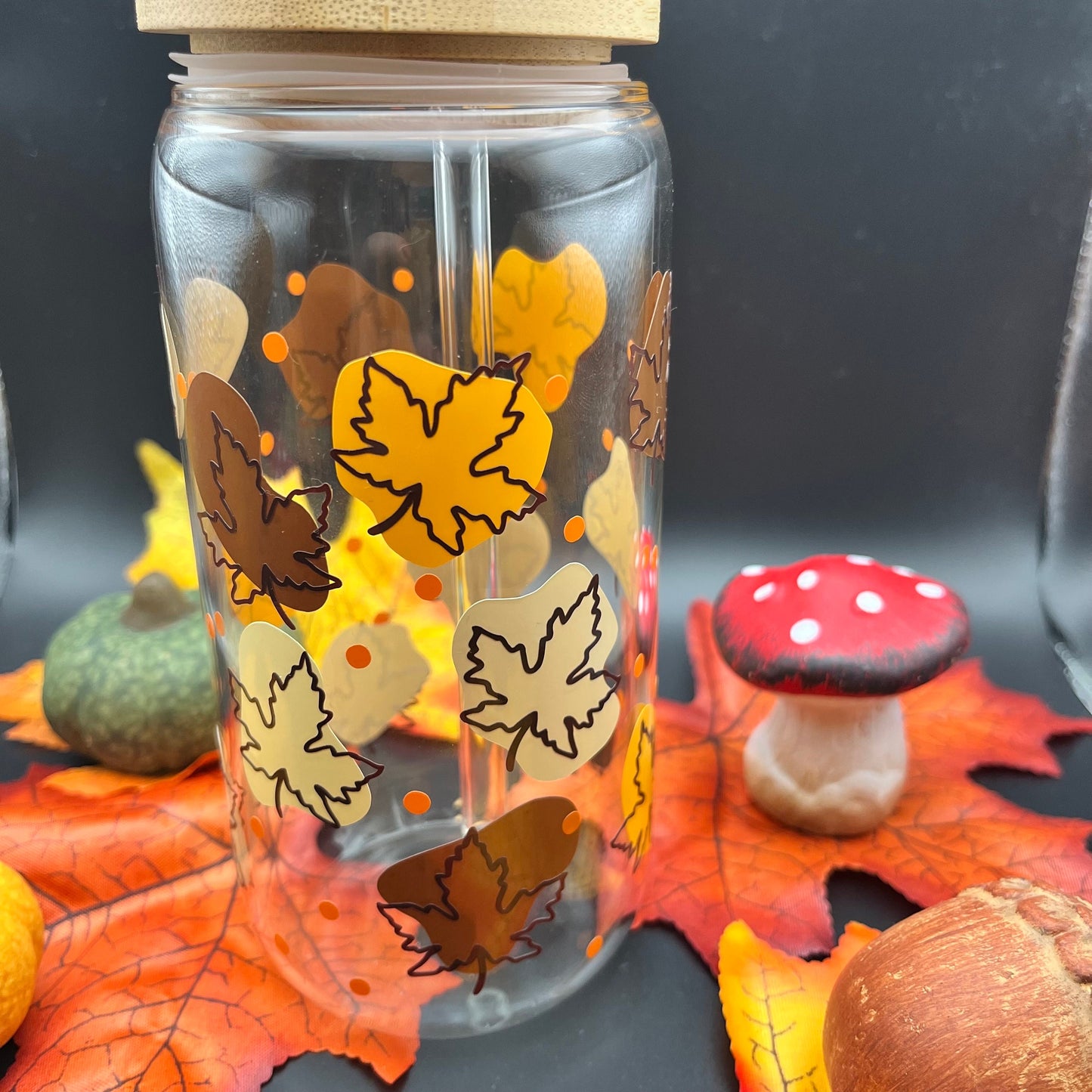 Autumn Glass Tumbler | Herbstliches Trinkglas | Glas mit Bambusdeckel und Strohhalm