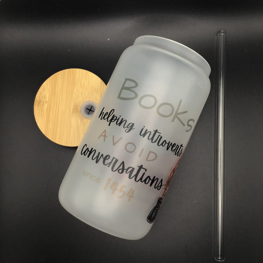 Books helping introverts avoid conversations since 1454 Frosted Glass Tumbler | Trinkgefäß Buchzitat | Glas mit Bambusdeckel und Strohhalm